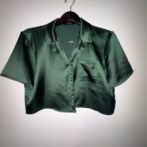 Satin Cropped Button-Up Top - Emerald Green